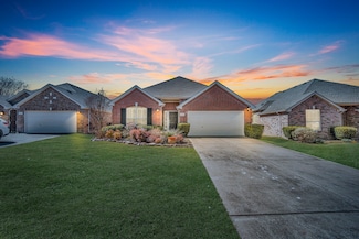 924 Oakland Hills Dr, McKinney, TX 75069