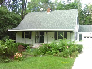 2402 N Wabash Rd, Marion, IN 46952