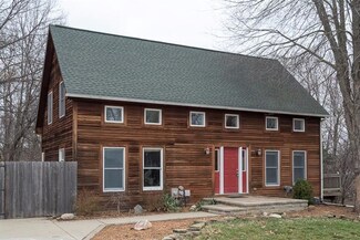 13426 Oak Ridge Ln, Chelsea, MI 48118
