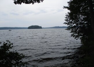 58 Mallard Ln, Winthrop, ME 04364
