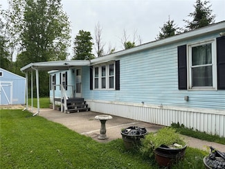 283 Sunset Dr, Holley, NY 14470
