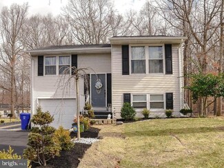 12424 Pinecrest Ln, Newburg, MD 20664