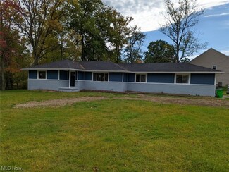 1850 Twinsburg Rd, Twinsburg, OH 44087