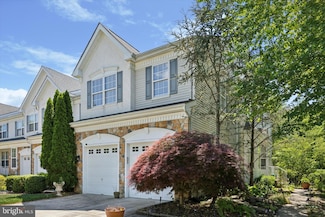 11 Weaver Dr, Marlton, NJ 08053