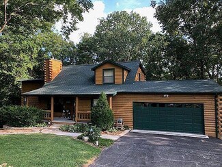 1202 Mule Rd, Columbia, IL 62236