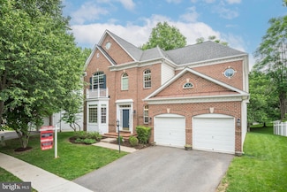 408 Misty Knoll Dr, Rockville, MD 20850