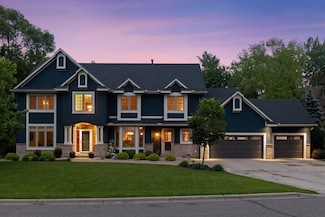 18172 Tamarack Dr, Minnetonka, MN 55345