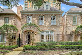 2308 Briarglen Dr, Houston, TX 77027
