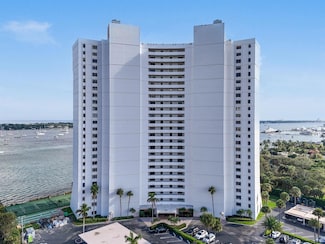 5200 N Flagler Dr Unit 4040, West Palm Beach, FL 33407