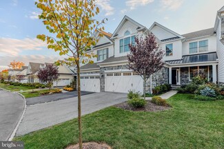 518 Wyola Farm Rd, Newtown Square, PA 19073