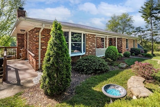 4508 N Lee Hwy, Fairfield, VA 24435