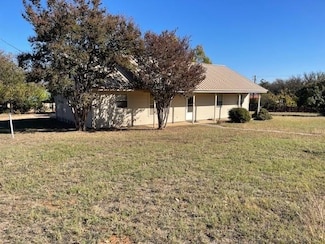 100 E Rainey St, Mason, TX 76856