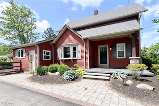 36393 Grafton Eastern Rd, Grafton, OH 44044