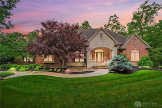 7721 Country Brook Ct, Springboro, OH 45066