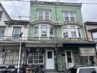 146 S Pearl St, Shamokin, PA 17872