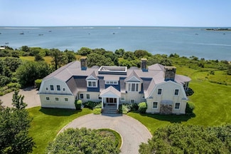 25 Lelands Path, Edgartown, MA 02539