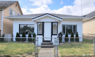 1002 E 1st St, Aberdeen, WA 98520