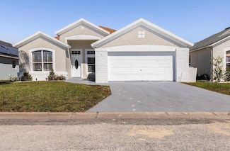 1041 Jaybee Ave, Davenport, FL 33897