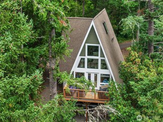 22305 Autumnwood Ct SE, Yelm, WA 98597