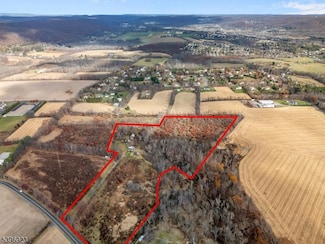 50 Thomas Rd, Port Murray, NJ 07865