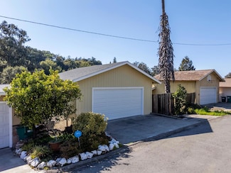 9214 Golf Links Rd, Oakland, CA 94605
