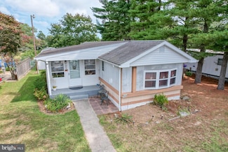 34901 E Isaacs Dr, Rehoboth Beach, DE 19971