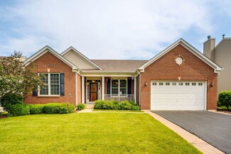 1048 Galena Dr, Volo, IL 60073
