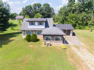 15 Korpar Ln, West Newton, PA 15089