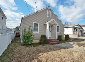 268 Barnard Ave, Staten Island, NY 10307