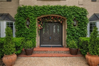 214 El Contento Dr, Bentonville, AR 72712