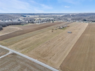 8205 Lee Rd NW, Malvern, OH 44644