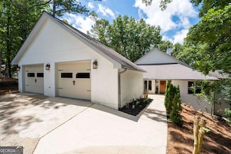 145 Mount Shasta Ln, Alpharetta, GA 30022