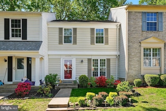 12240 Nutmeg Ct, Woodbridge, VA 22192