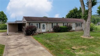 256 Tuscarawas St SW, Bolivar, OH 44612