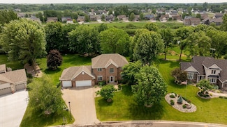 712 Falcon Ct, Sartell, MN 56377