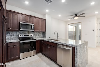 2121 W Sonoran Desert Dr Unit 5, Phoenix, AZ 85085