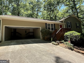 261 Sally Duke Dr, Whitesburg, GA 30185