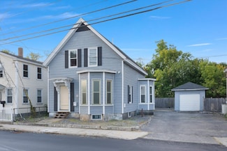 89 W Hollis St, Nashua, NH 03060
