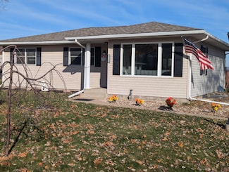 2544 Island Park Rd, La Crosse, WI 54603