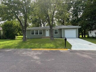 717 Hickman Ave, Fulton, MO 65251