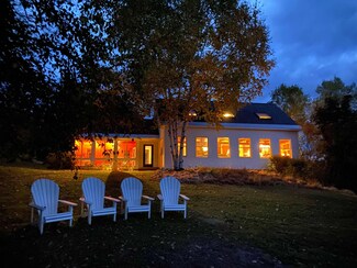 851 Walbridge Rd, Cabot, VT 05647