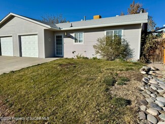 5524 E Beech St, Farmington, NM 87402