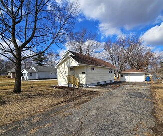 3727 Highway Ave, Highland, IN 46322