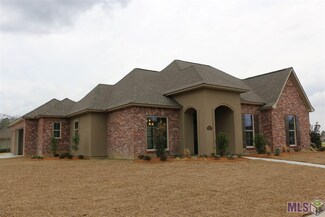 4902 Alice Louise Dr, Greenwell Springs, LA 70739