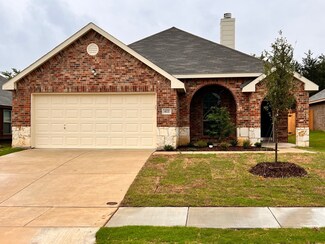 422 Greenhaven Dr, Seagoville, TX 75159