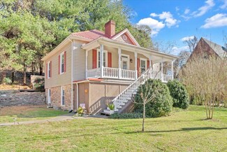 240 Easy St, Boones Mill, VA 24065