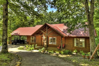 18 Eagle Mountain Dr W, Ellijay, GA 30540