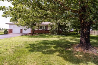 148 E Maple St, Fair Grove, MO 65648