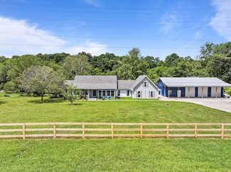 1313 Stayton Rd, Cumberland Furnace, TN 37051