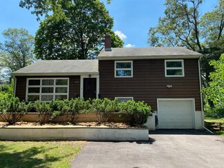 6131 Hemlock Ave, Gary, IN 46403